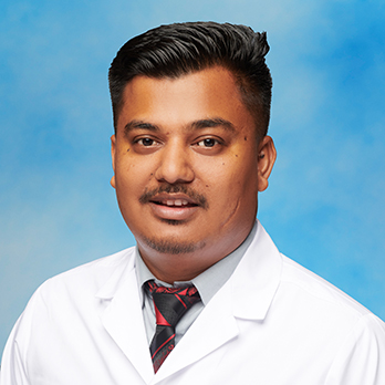 Nirajan Khati, Doctor en Medicina